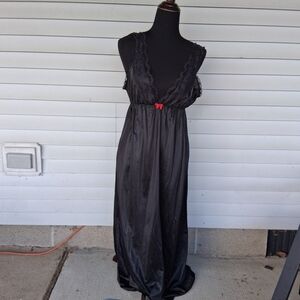 Source Unknown Black Lace Nightgown